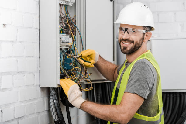 Best Affordable Emergency Electrician  in Texkana, AR